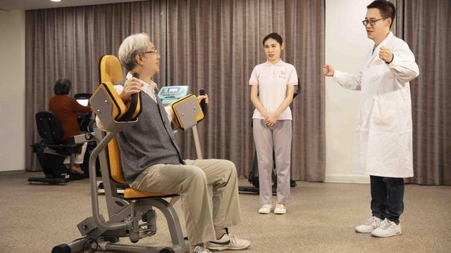 智慧养老高端人才抢手 “银发经济”迎来新机遇